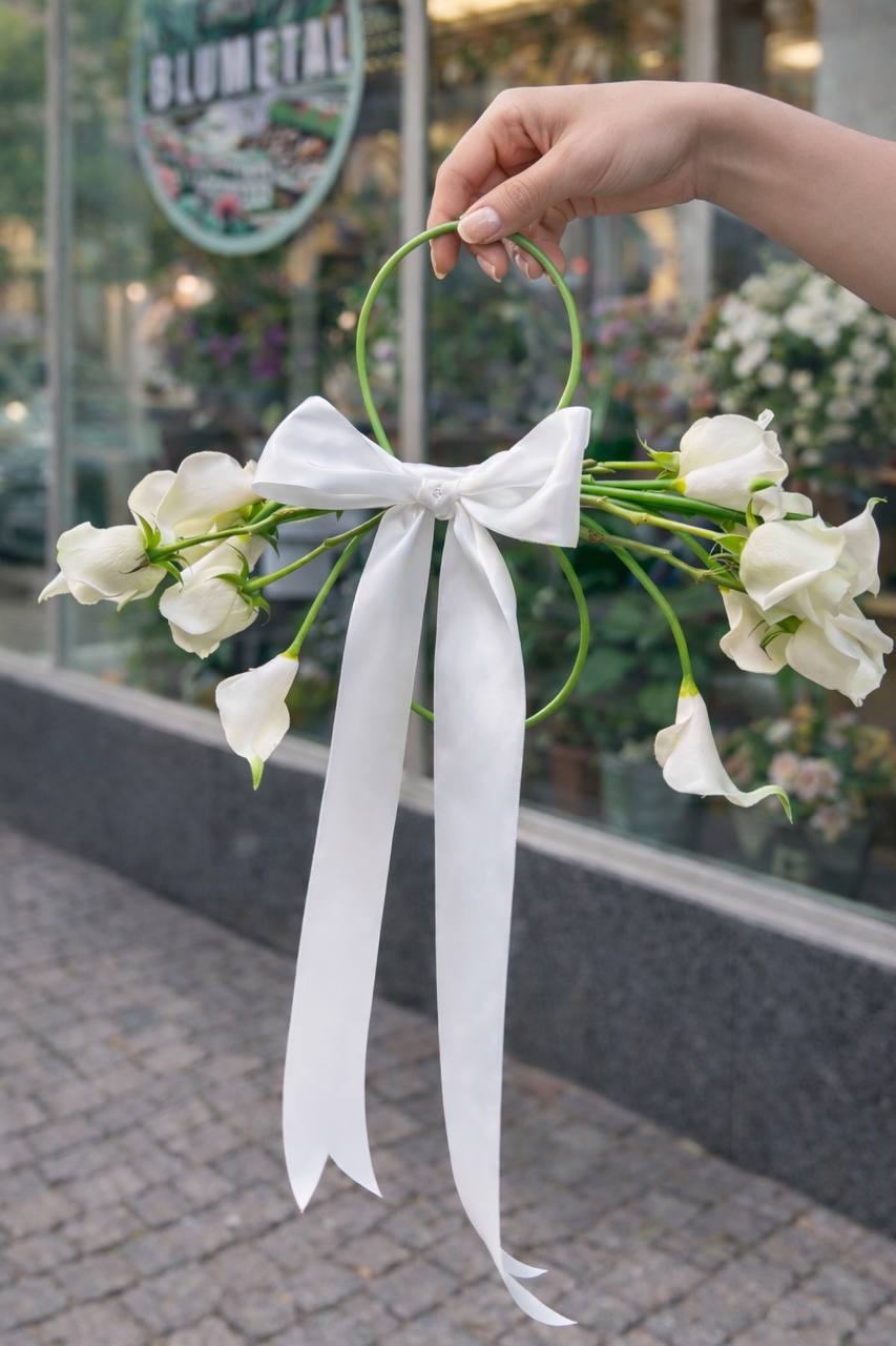 Trendiger Brautstrauß mit Trockenblumen-Akzenten